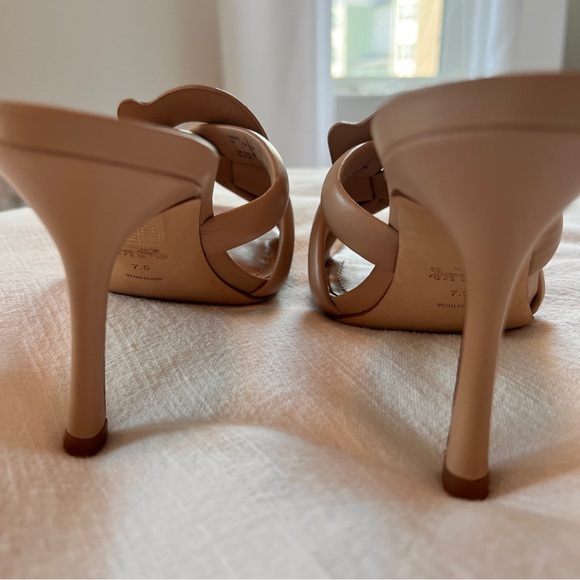 Coach Kellie Learher Sandal Pump - Picture 7 of 11